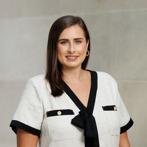 Meet your Posher, Mia